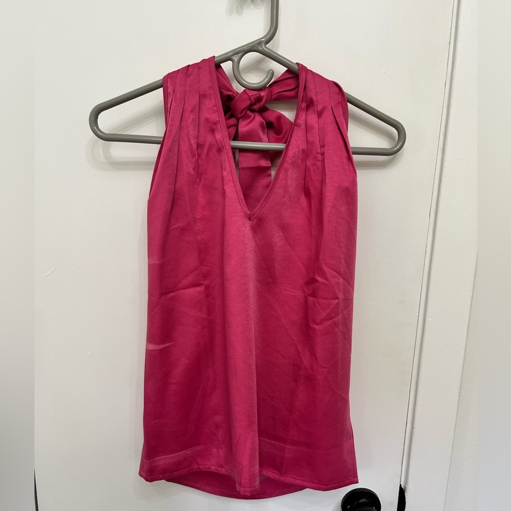 pInk halter tank
